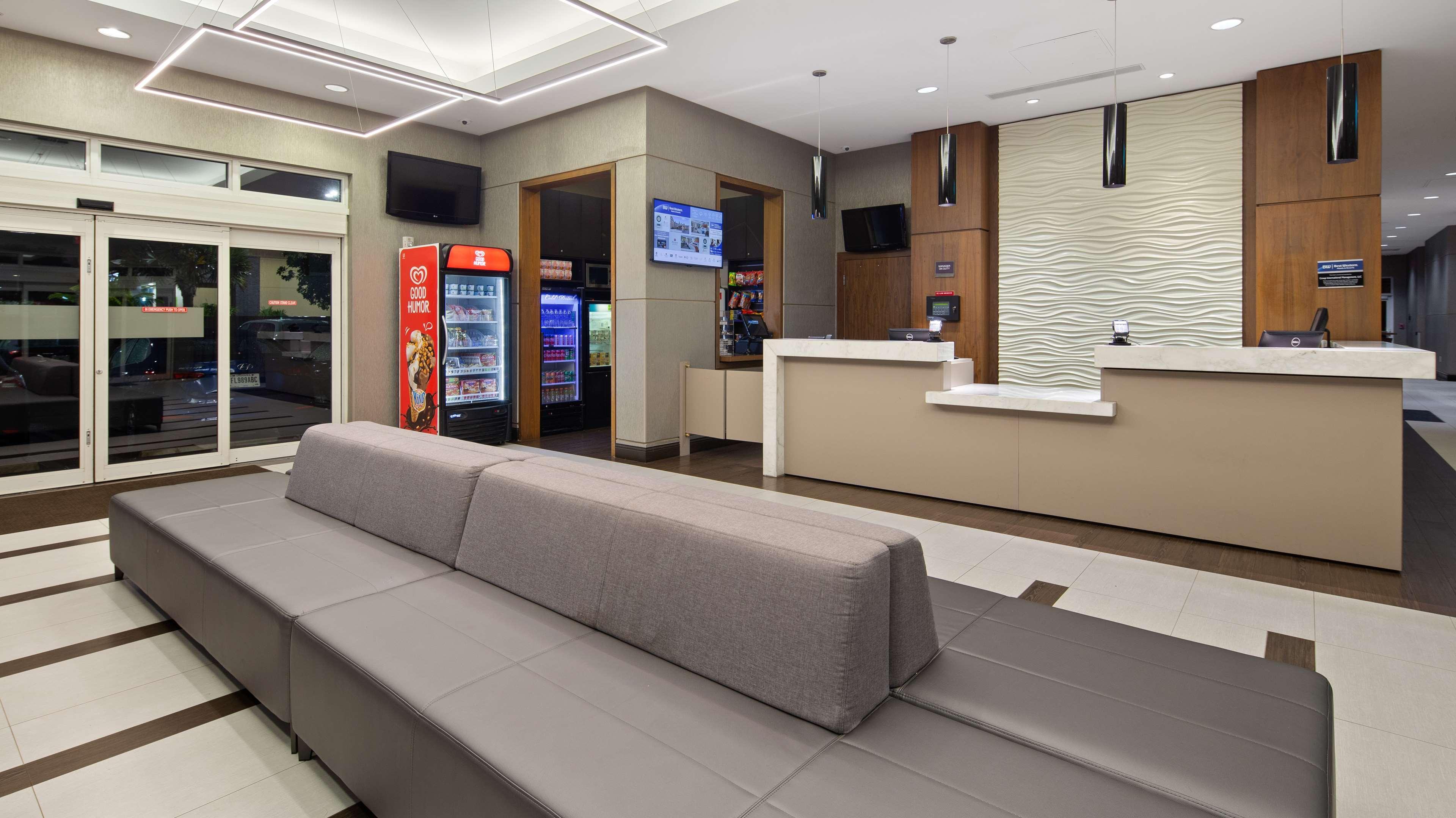 Best Western Plus Miami Intl Airport Hotel & Suites Coral Gables Extérieur photo