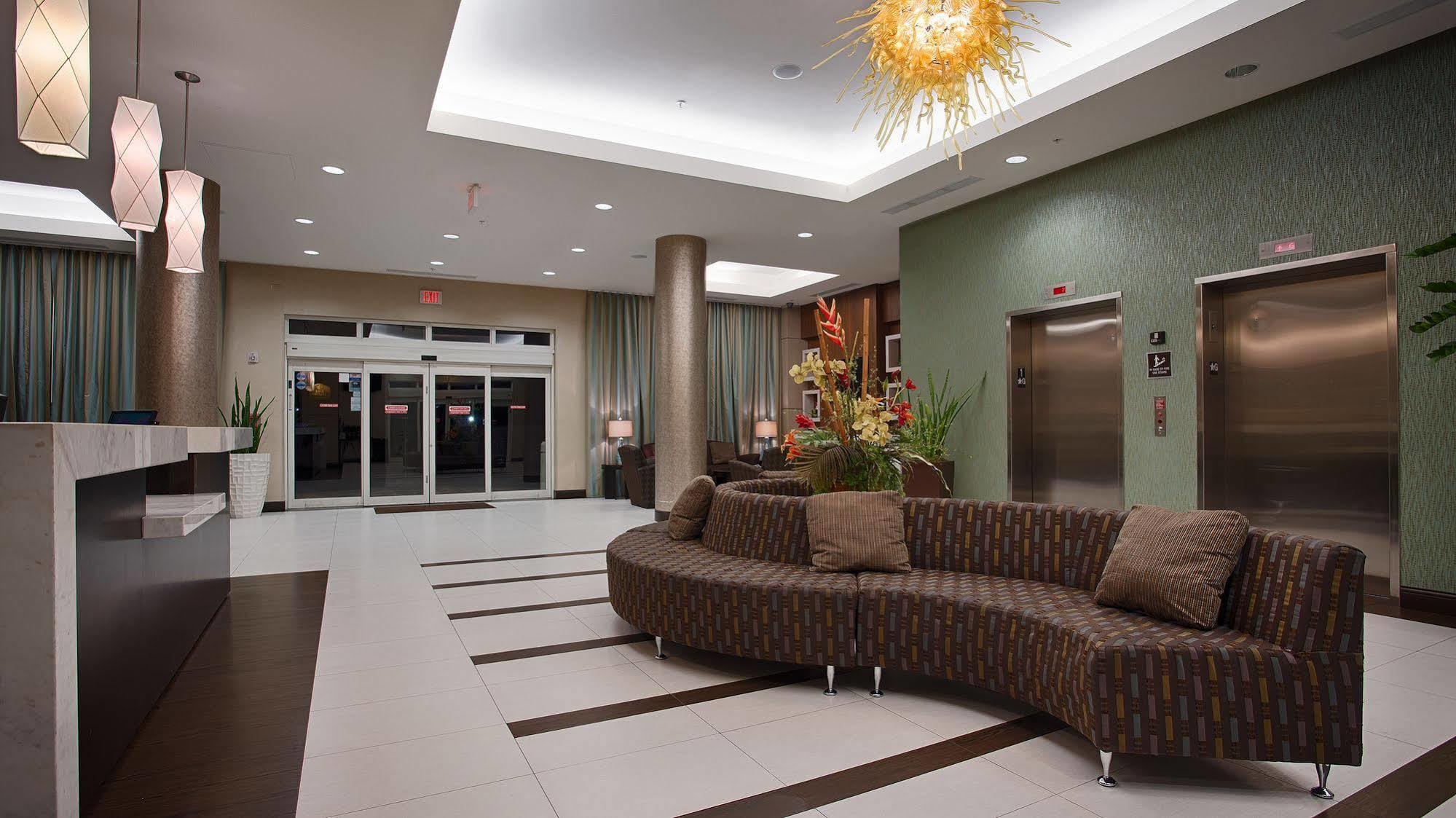 Best Western Plus Miami Intl Airport Hotel & Suites Coral Gables Extérieur photo